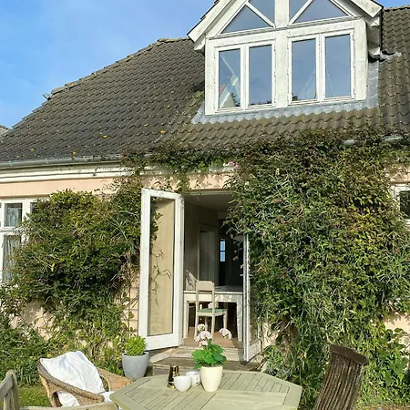Charming Summer House On North Langeland