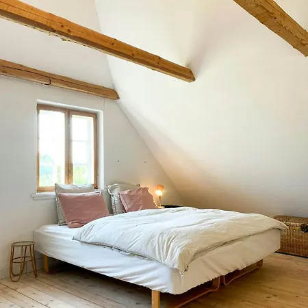 Charming Summer House On North Langeland 度假居