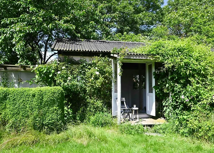 Дом отдыха Charming Summer House On North Langeland *