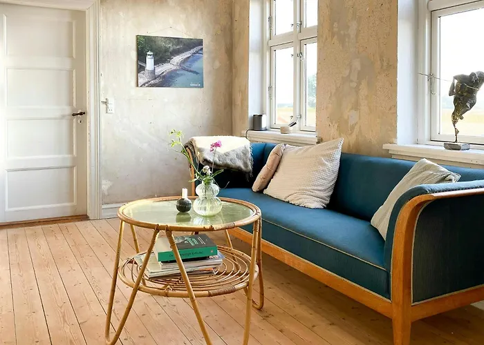 Дом отдыха Charming Summer House On North Langeland *