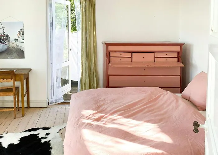 Charming Summer House On North Langeland Транекер