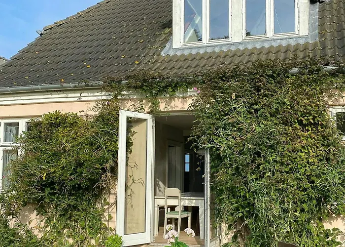 Charming Summer House On North Langeland *
